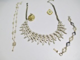 Vintage Jewelry - con 668