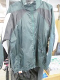 Men's Rain Coat Size L - con 634