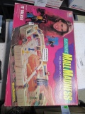 Vintage 1989 Electronic Mall Madness Game - con 803