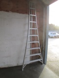 9ft Orchard Ladder - Aluminum - Will not be shipped - con 317