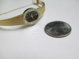 Vintage Citizen Elegant Watch with Diamonds - con 668