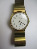 Men's Vintage Timex Watch - con 668