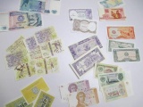 28 Foreign Bank Notes - 6 Different Countries - con 394
