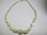 Vintage Mother of Pearl Graduating Bead - Necklace - with Sterling Silver Clasp - con 754