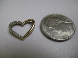 10k Gold Diamond Heart Shaped Pendant - con 3