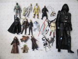 Assorted Star Wars Figures - con 555