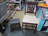 Vintage Wooden Folding Chair - Folding Footstool - Will not be shipped - con 801