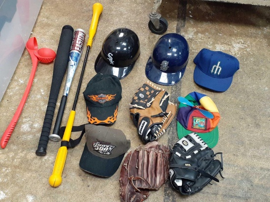 Lot of Youth Baseball Items - con 339