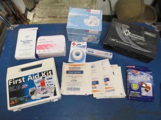 Lot of First-Aid Supplies - con 555