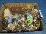 Large Lot of Costume Jewelry - con 119