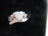 Brand New Ladies Heart Shaped Opal Wedding Ring - con 346