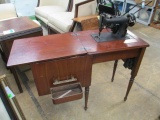 Antique Singer Sewing Table w/Machine - Will NOT be Shipped - con 858