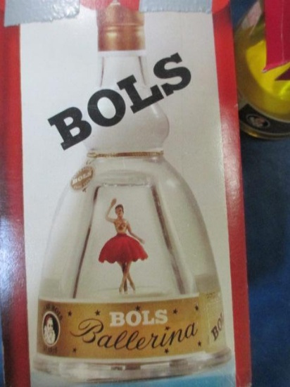 Bols Ballering Gold Creme De Menthe Original Box - Dancing Music Bottle - will not ship - con 32p -