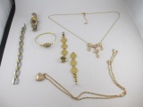 Gold Tone Jewelry - con 668