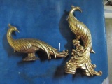 Two Gold Peacocks - con 822