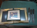 3 Chicago Cutlery Knifes with 2 Pie Crust pic Frames 13