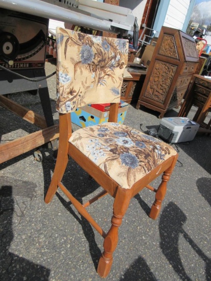 Handmade Chair from Tacoma - will not ship - con 928