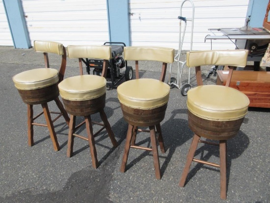 5 Sea Bin Stools -- will not ship - con 928