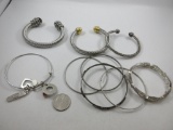 Assorted Bracelets - con 668