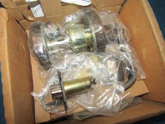New Interior Door Handle - con 841