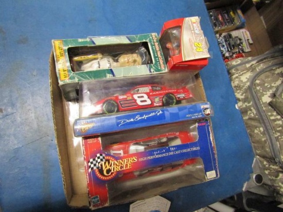 Dale Earnhardt Jr - Nascars Lou Pinella Bobble Head and More - con 880