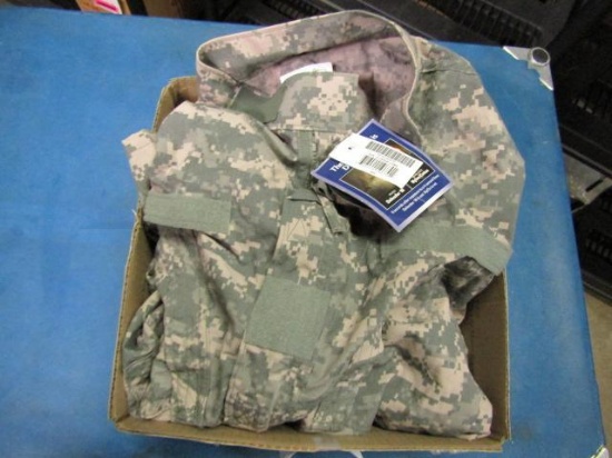 Two Summer BDU Shirts - New - Defender M - Size XL - con 3