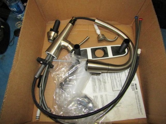 Delta Faucet - New - con 841