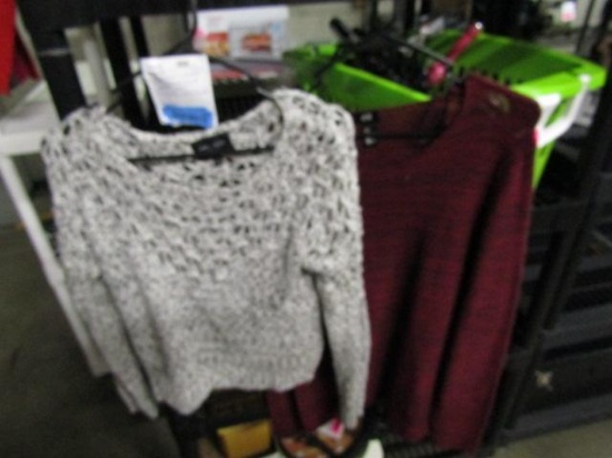 Two Women's Sweaters - Knits - Romeo and Juliet - con 868
