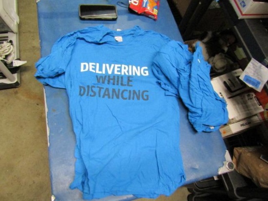 4 Amazon Graphic T-Shirts - Size M - con 1234