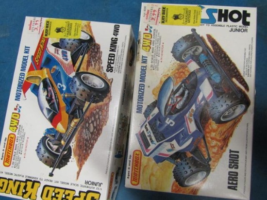 Vintage Motorized Model Kits - con 880