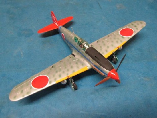 Model Military Plane - will not ship -- con 668