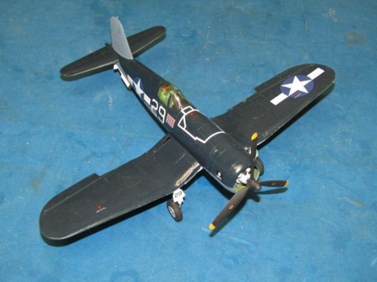 Model Military Plane - will not ship -- con 668