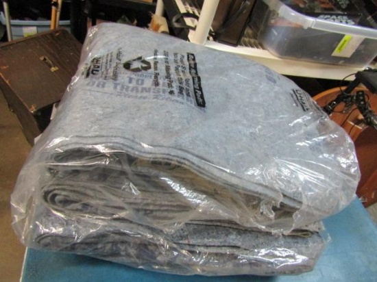 Five New Furniture Blankets - con 699