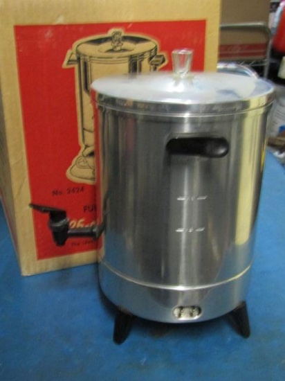 Hawthorn Party Perk Coffee Maker - works _ Not shipped _ con 672