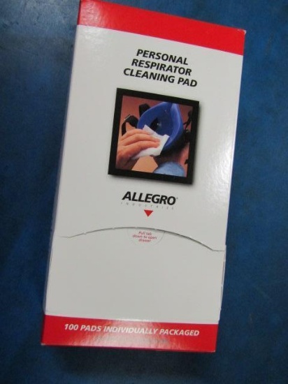 #M 6884, 6000 Series Full Face Respirator with Box of Cleaning Pads - con 699