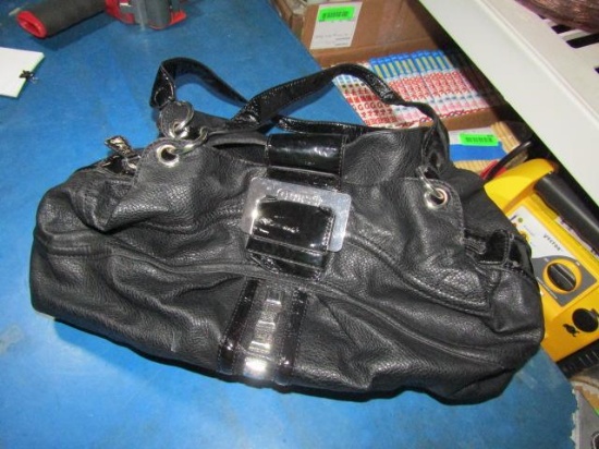 Guess Purse - con 982