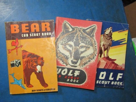 3 Vintage Cub Scout Books Bear, Wolf - con 3