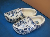 Wooden Shoes made in Holland - con 671