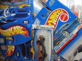 Lot of 12 Hot Wheels - New in Packaging - con 1051
