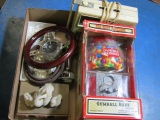 Assorted Collectable Items - con 757