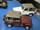 2 Die Cast Jeeps - Con 1112