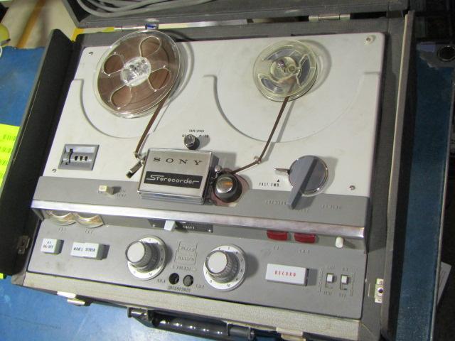 Sony TC-512 Reel-to-Reel Tape Recorder with