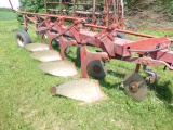 IH 720 4-18” Toggle Trip Plow & Coulters
