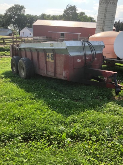 H&S 310 Two Speed Tandem Axle Manure Spreader