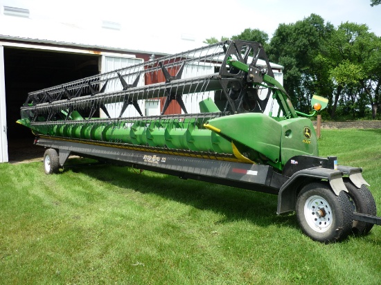 John Deere 630F Hydraflex Bean Head