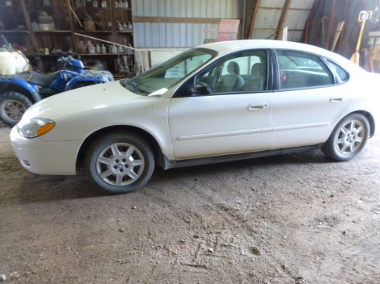 2006 Ford Taurus SE Automobile