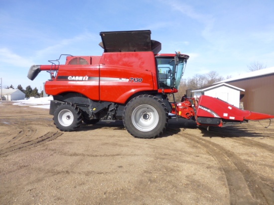 CIH 7130 AFS Combine