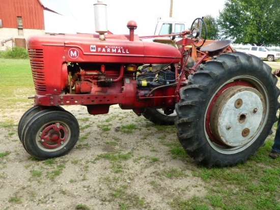 IH M Gas Tractor
