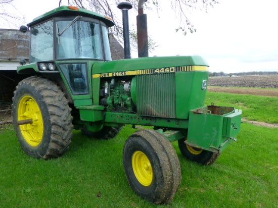 John Deere 4440 Tractor