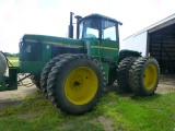 John Deere 8450 4WD Tractor